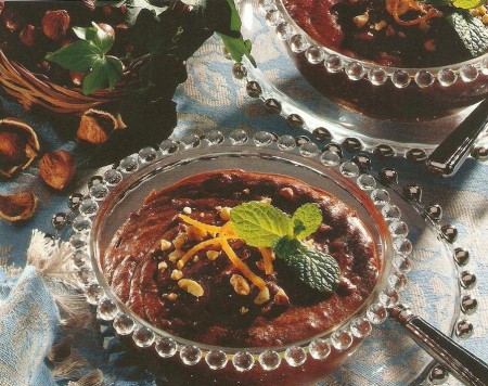 Mousse de chocolate com avelãs